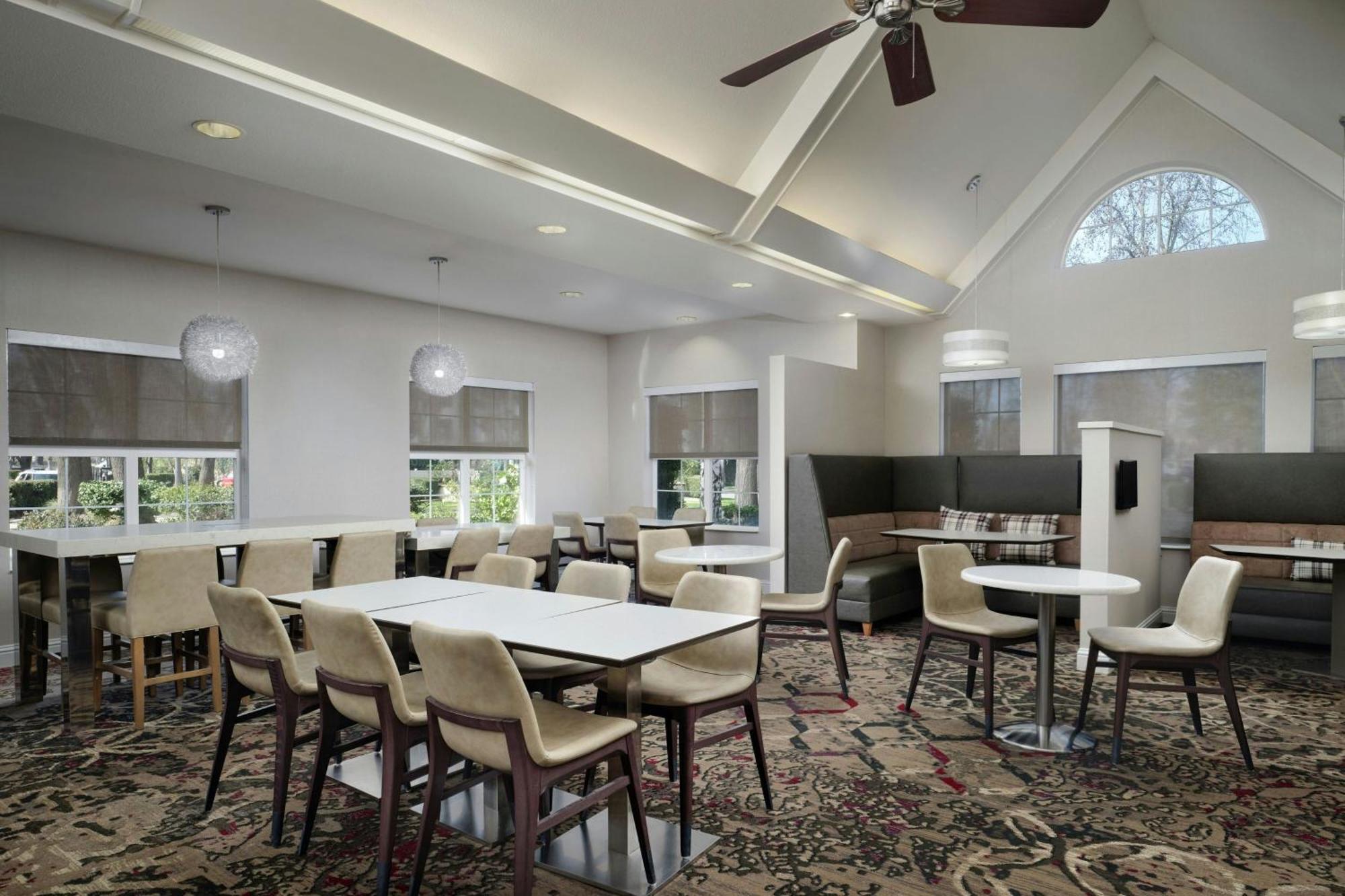 Residence Inn By Marriott Стоктън Екстериор снимка